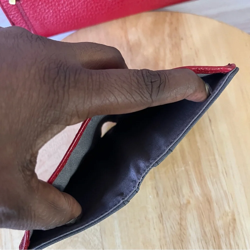 Fossil‎ Red Pebble 2 piece Wallet Set